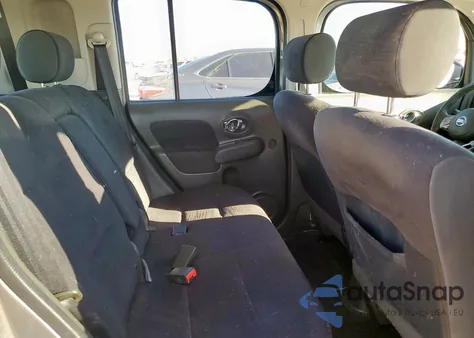 2010 Nissan Cube Base z USA, uszkodzony, nr VIN JN8AZ2KR0AT161079